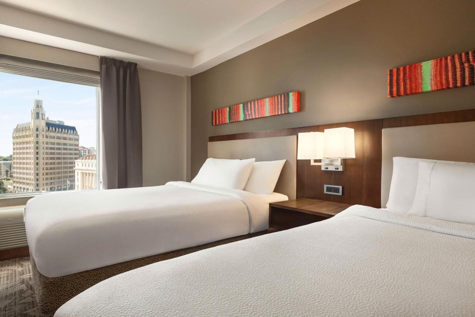 Hilton Garden Inn San Antonio Downtown Riverwalk Экстерьер фото